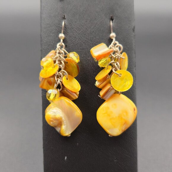 Silver Plated Yellow Pearl And Shell Handmade Earrings A6316 - Picture 1 of 5